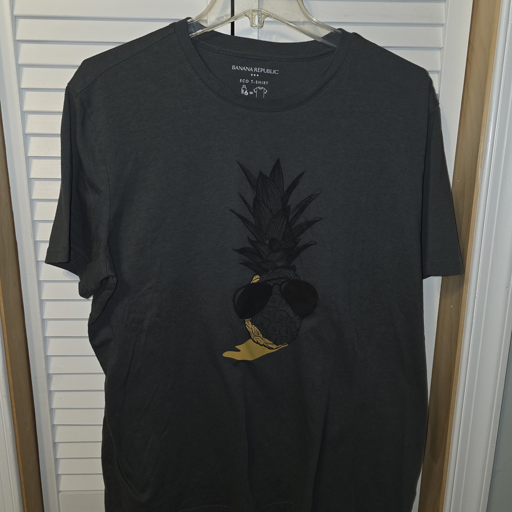 Banana Republic Charcoal Graphic Pineapple Tee with Gold Accent